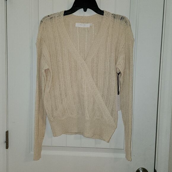Astr Sweaters - NWT ASTR Faux Wrap Pointelle Knit Long Sleeve Sweater Top Pullover Cream M